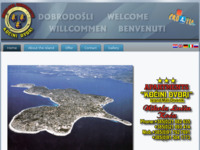Frontpage screenshot for site: Mali Drvenik Apartmani - Hrvatska - Trogir - Koćini Dvori (http://www.malidrvenikapartmani.com)